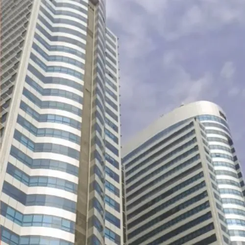 Pakistani mall WhatsApp group