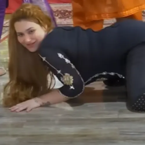 pakistani aunty whatsapp