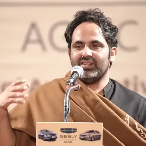 Tehzeeb e Hafi Urdu Poetry